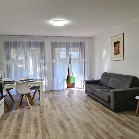 Holiday Residence With Private Garden Dış mekan fotoğraf