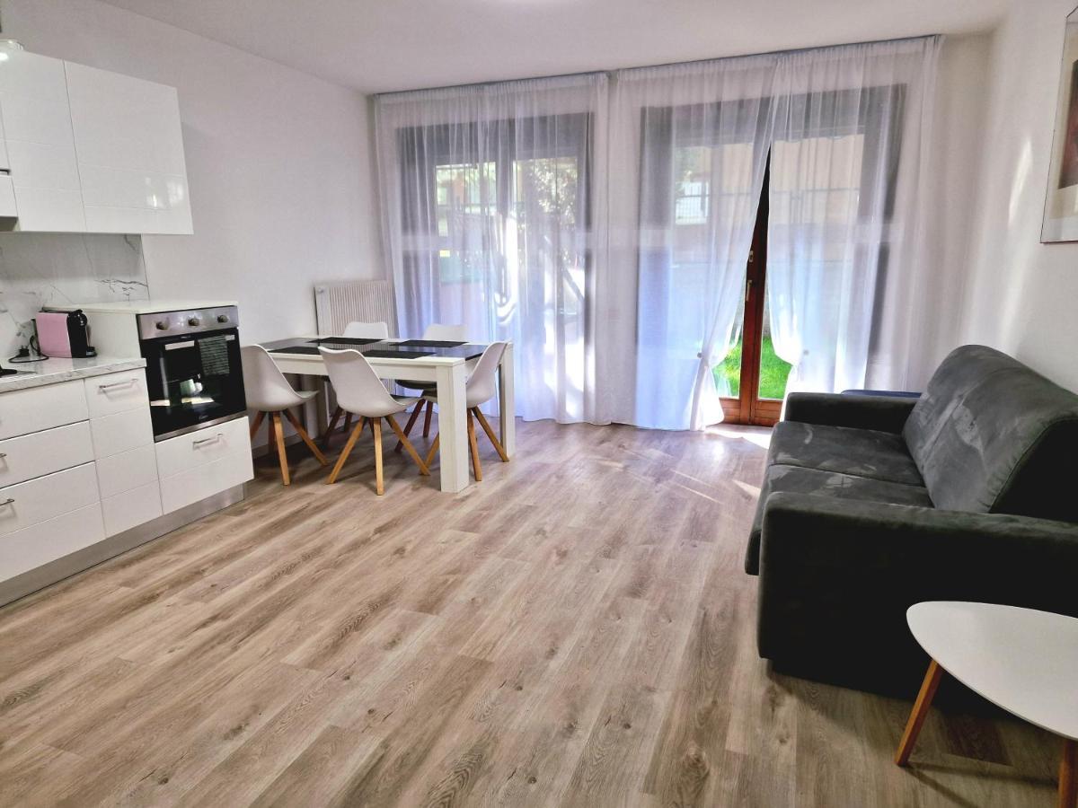 Holiday Residence With Private Garden Dış mekan fotoğraf