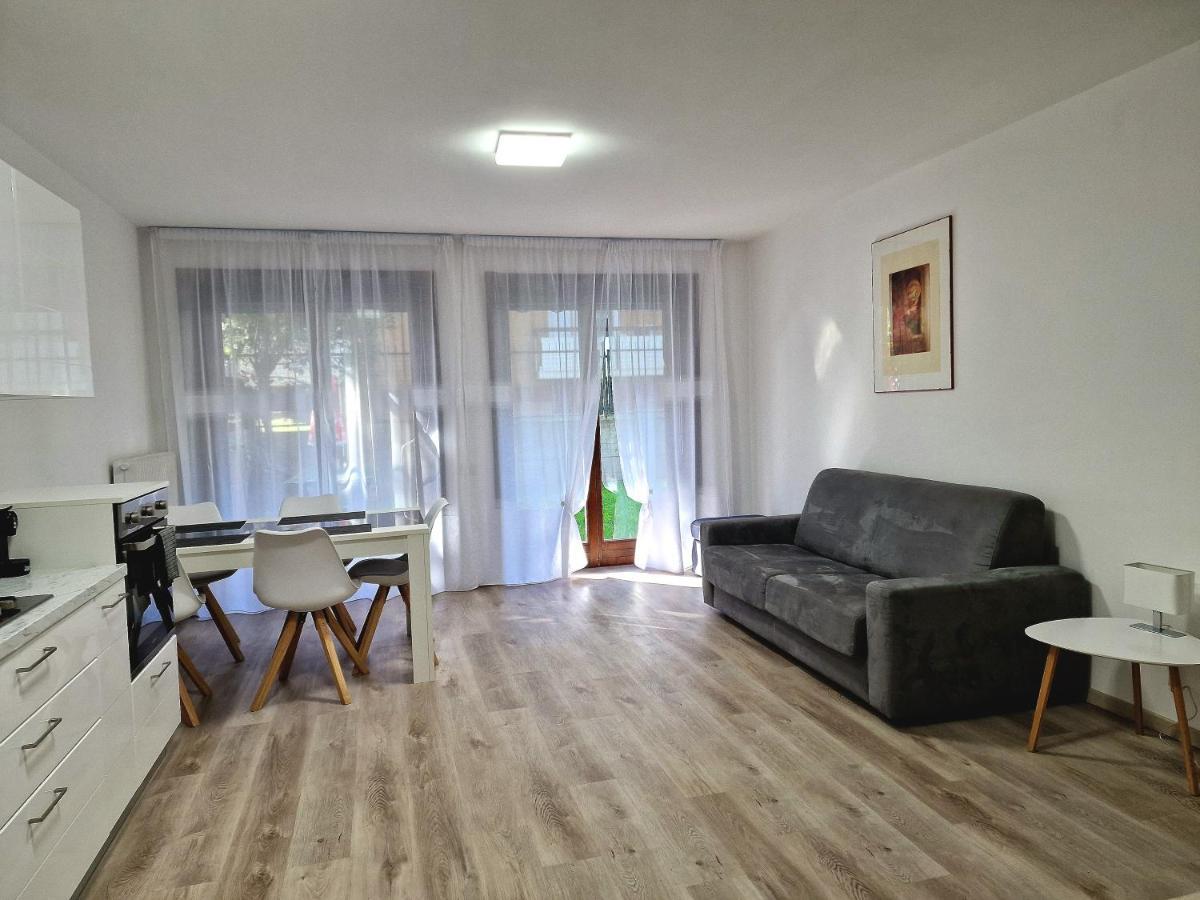 Holiday Residence With Private Garden Dış mekan fotoğraf